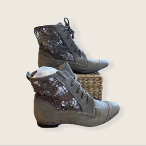 NWOT- Frisbee by Latigo. Taupe side lace detail ankle bootie. SZ 8.5